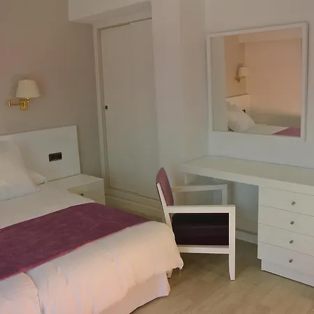 Morlans Ana Hotel 2*