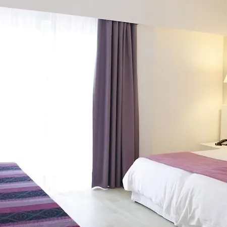 Morlans Ana Hotell 2*