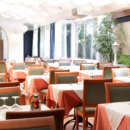 Morlans Ana Hotell Peguera